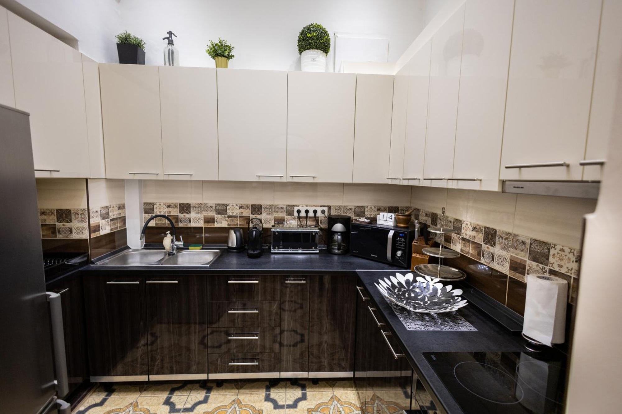 Sunhill Apartment Next To The Buda Castle Budapest Exteriör bild
